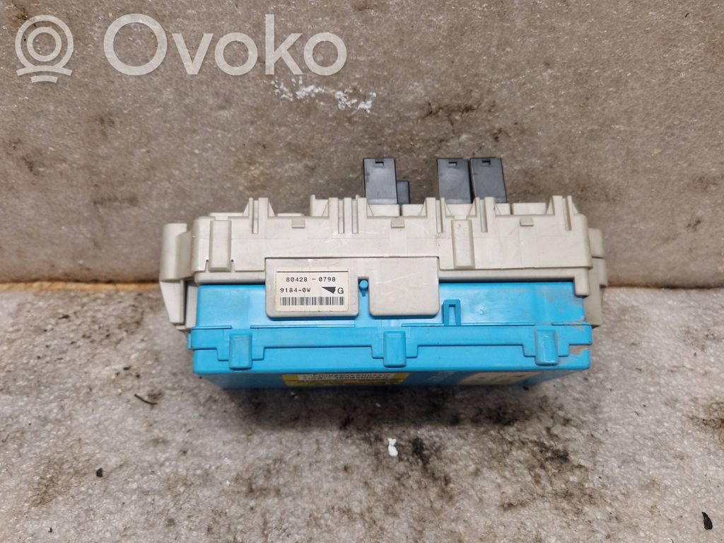 Mitsubishi Grandis Módulo de fusible 