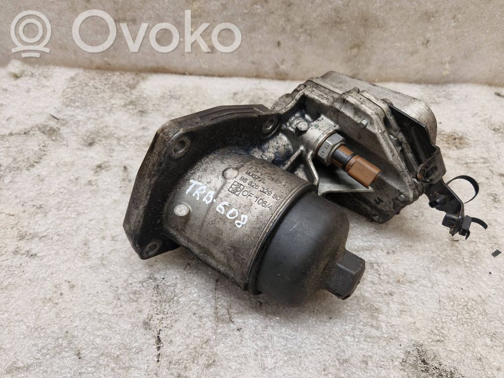 Land Rover Evoque I Oil filter mounting bracket 
