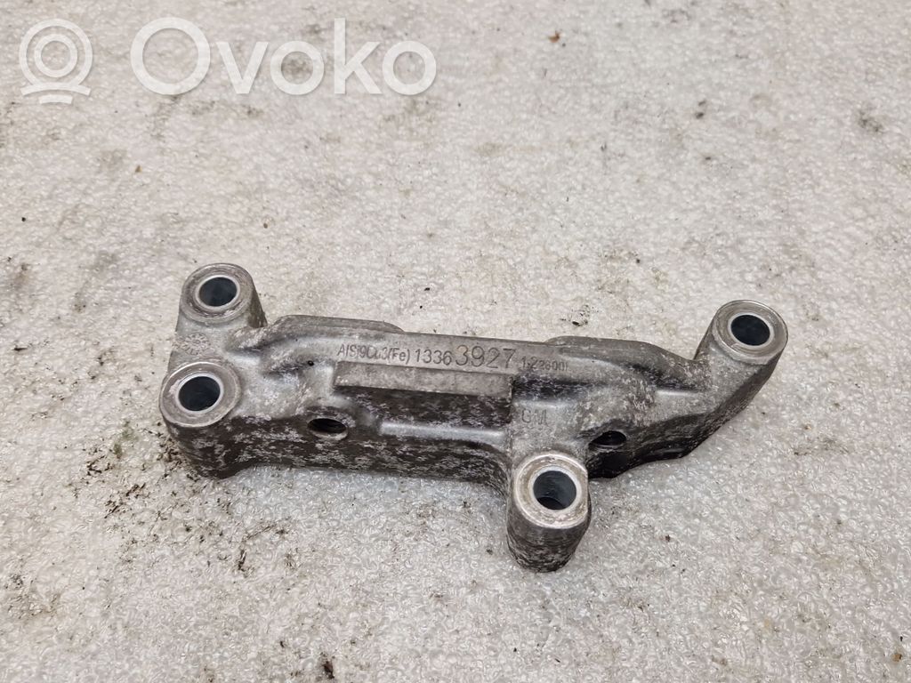 Engine mounting bracket   13363927