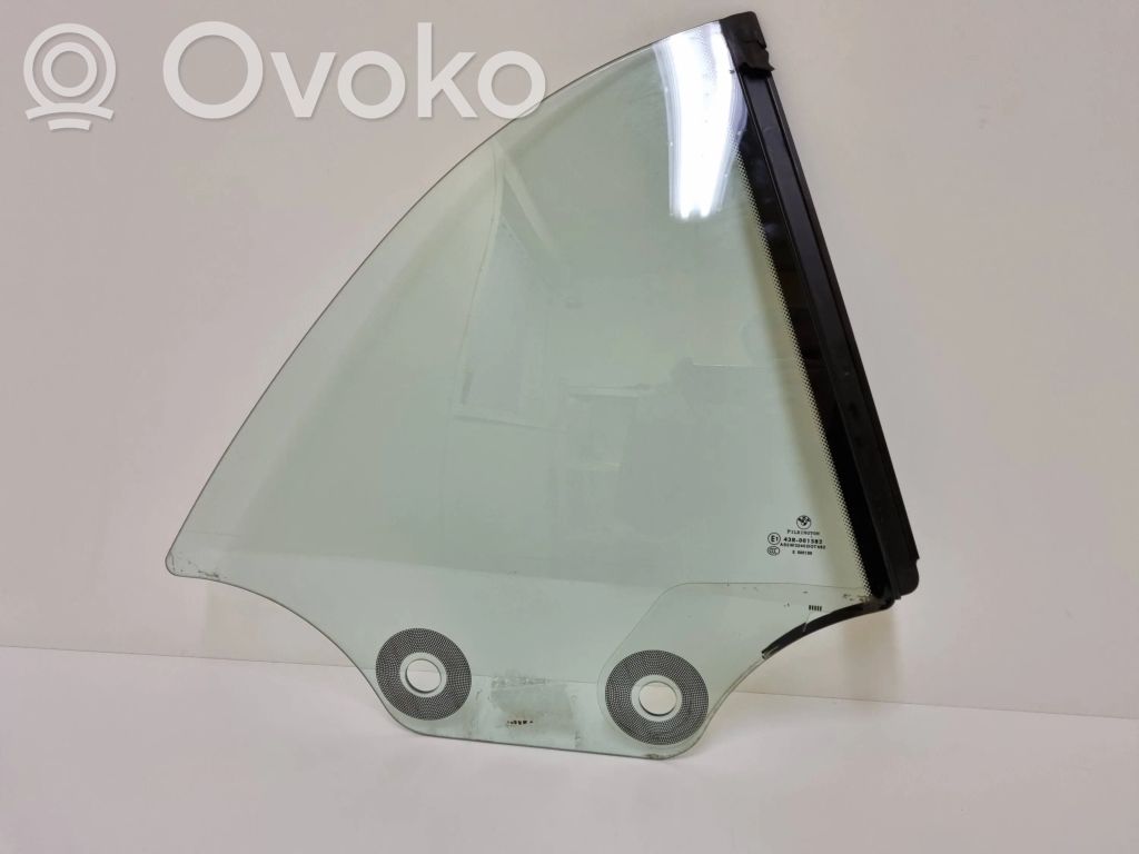 BMW 1 E82 E88 Rear side window 
