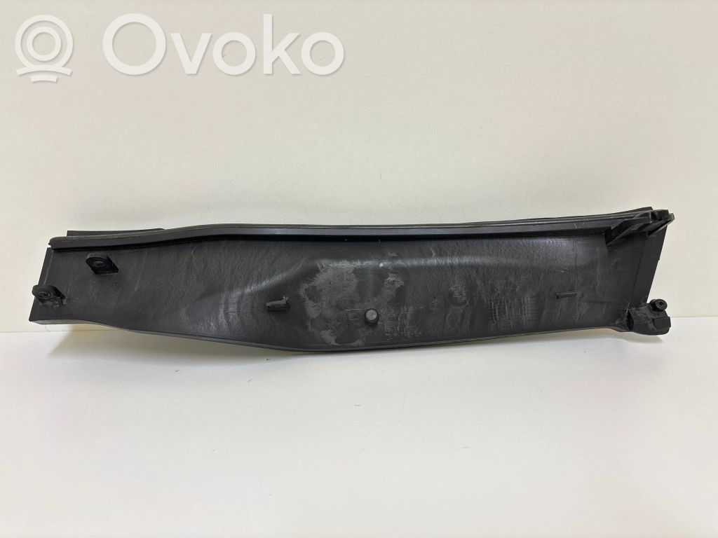BMW 3 E90 E91 Other engine bay part 