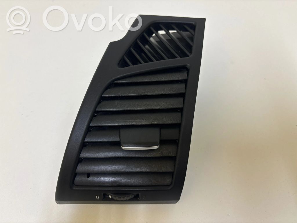 BMW 1 E81 E87 Šoninės oro grotelės 