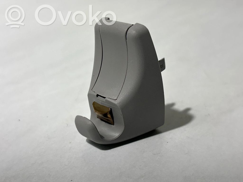 BMW 1 F20 F21 Skydelio nuo saulės laikiklis 