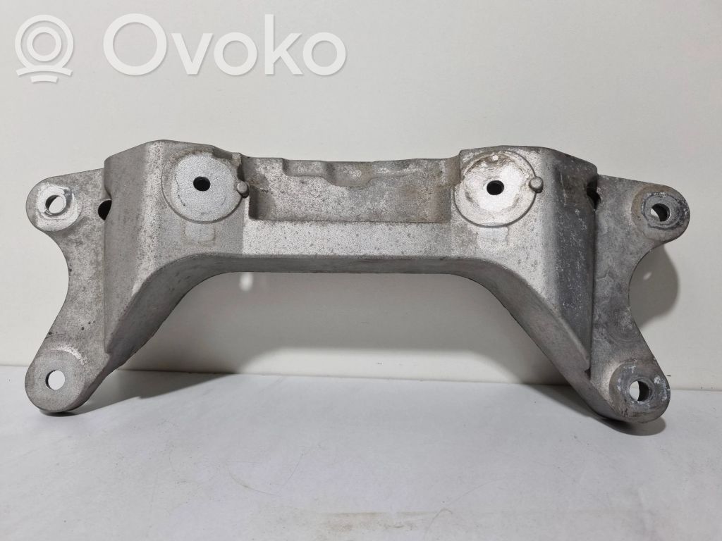 BMW 1 F20 F21 Gearbox mounting bracket 