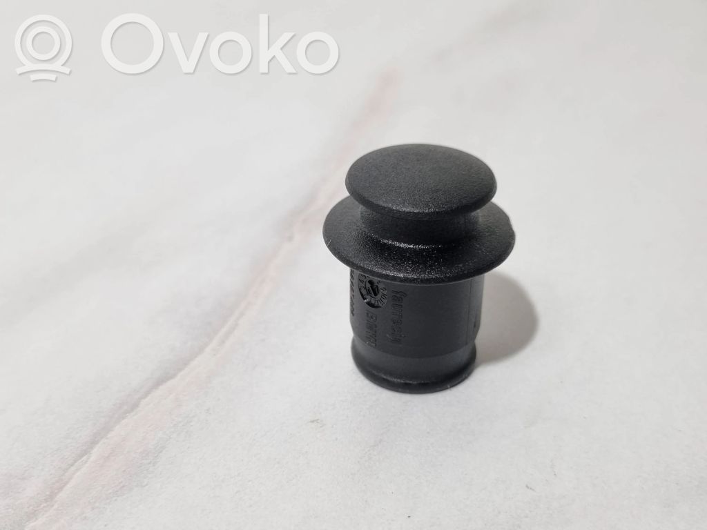 BMW 1 E81 E87 Cigarette lighter 