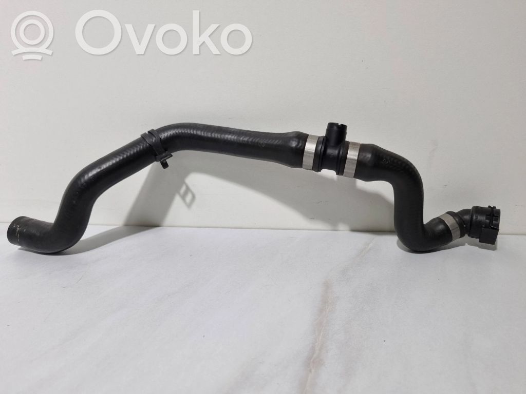 BMW X3 E83 Engine coolant pipe/hose 