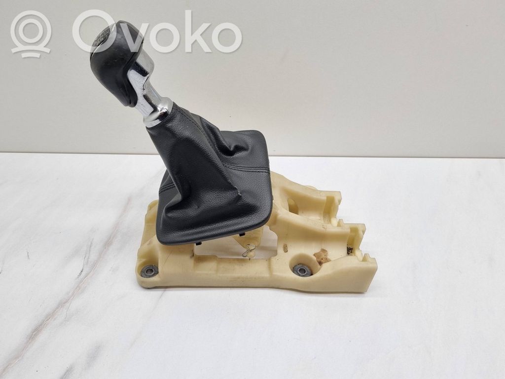 KIA Ceed Gear shifter/selector 