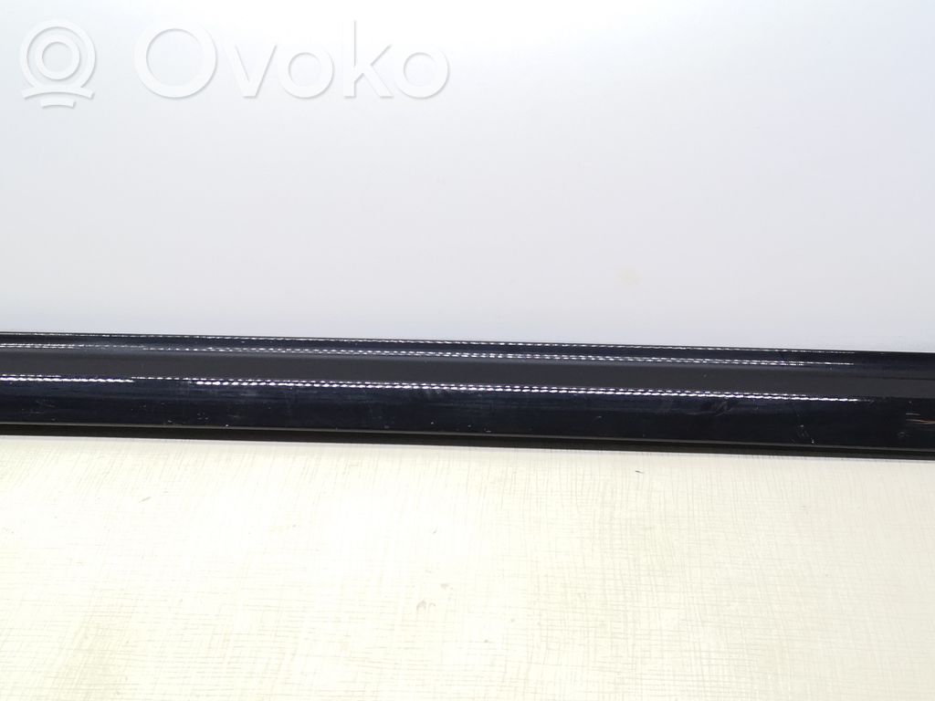 Audi A8 S8 D3 4E Etuoven lista (muoto) 
