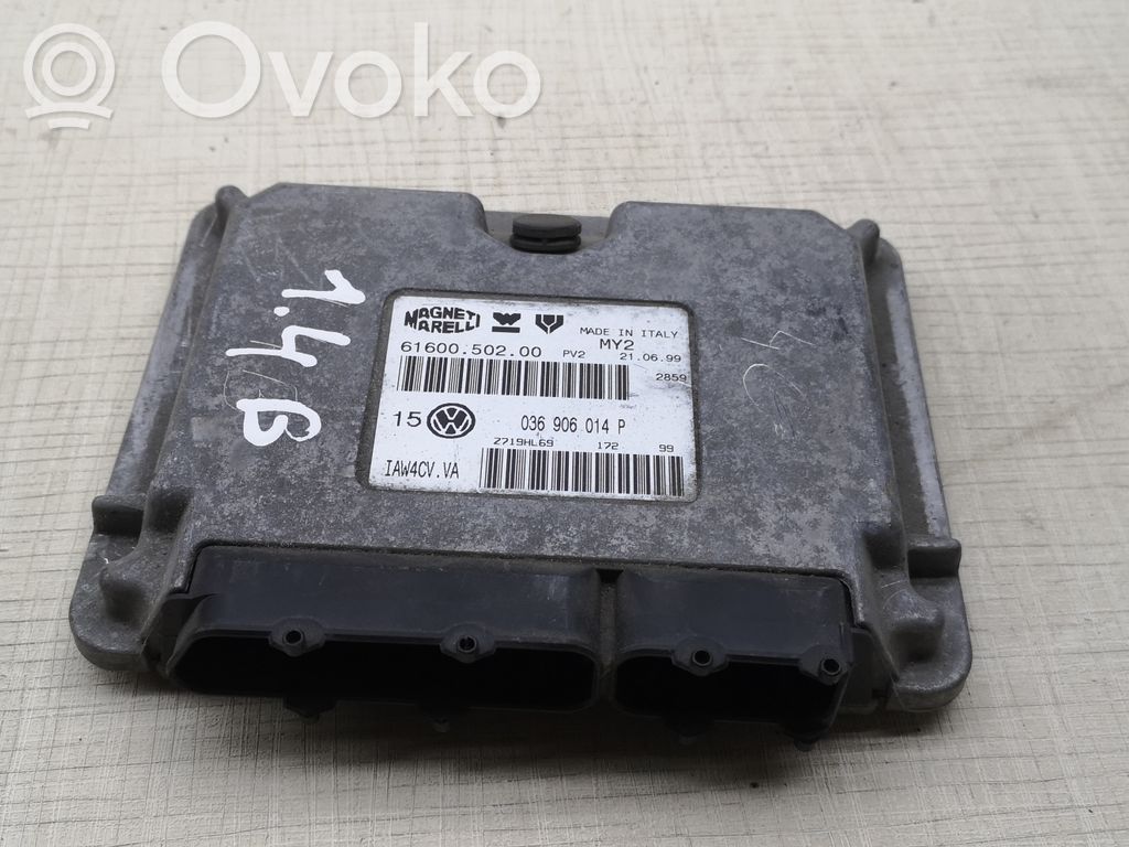 Volkswagen Golf IV Engine control unit/module 