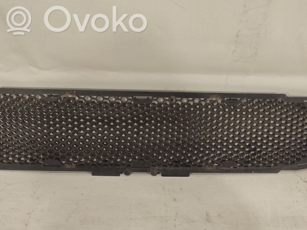Ford Escort Front bumper lower grill 