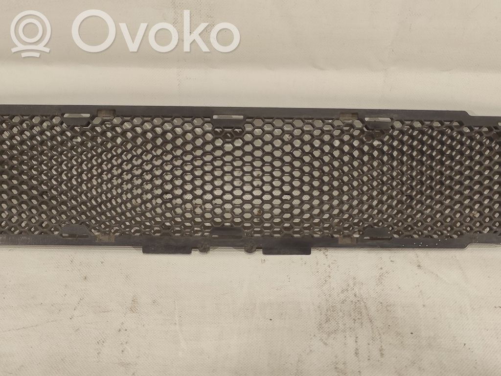 Ford Escort Front bumper lower grill 