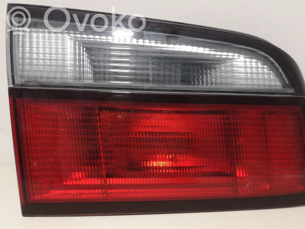 Mazda 626 Tailgate rear/tail lights 