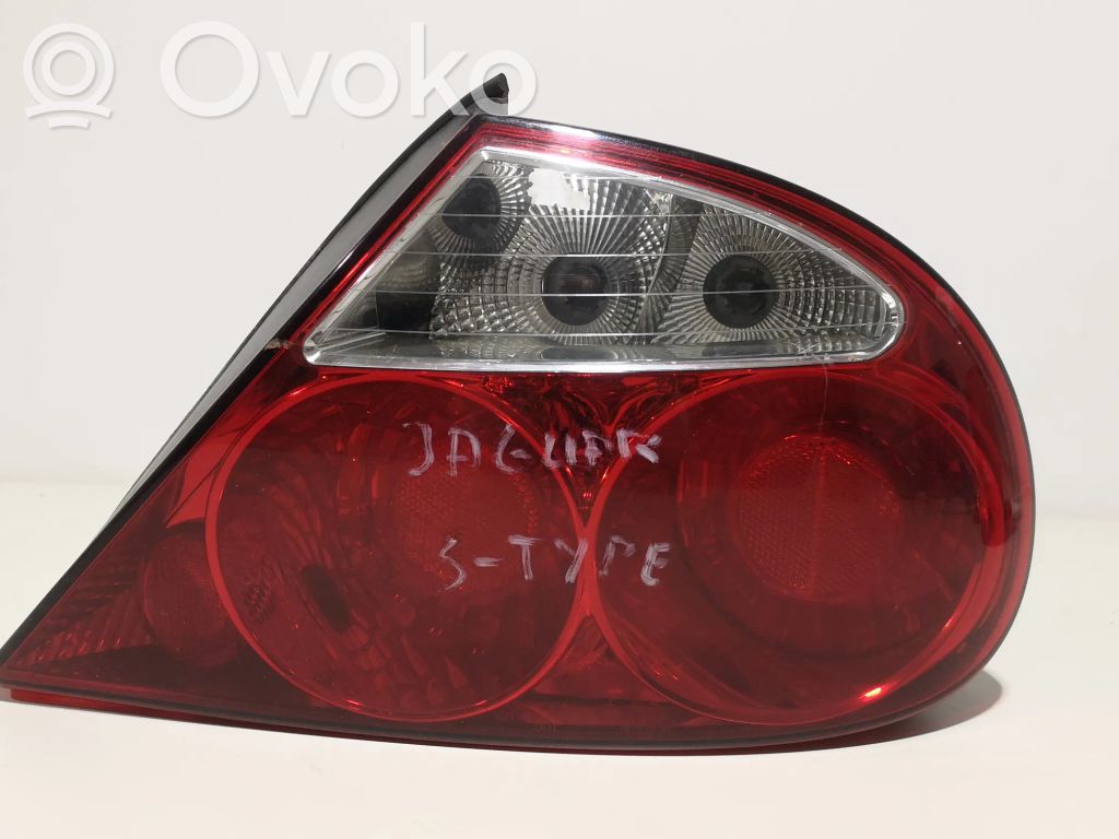 Jaguar S-Type Lampă spate în caroserie 