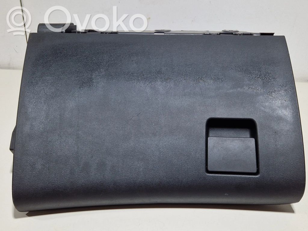 Opel Insignia A Daiktadėžė 