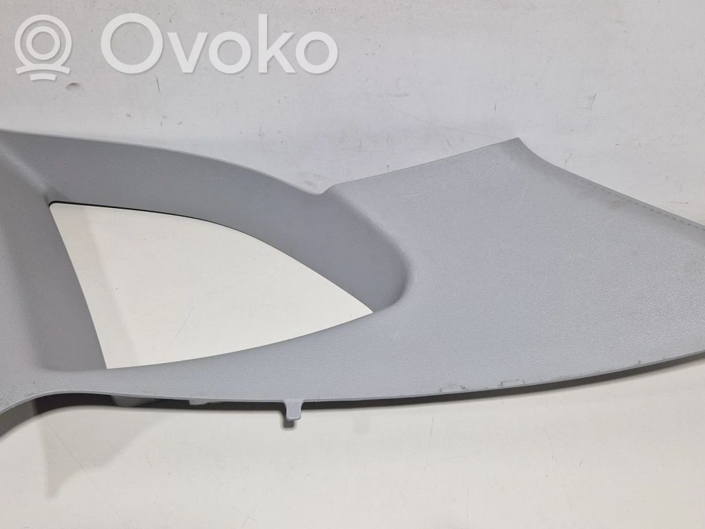 Osłona górna słupka / D   2991312