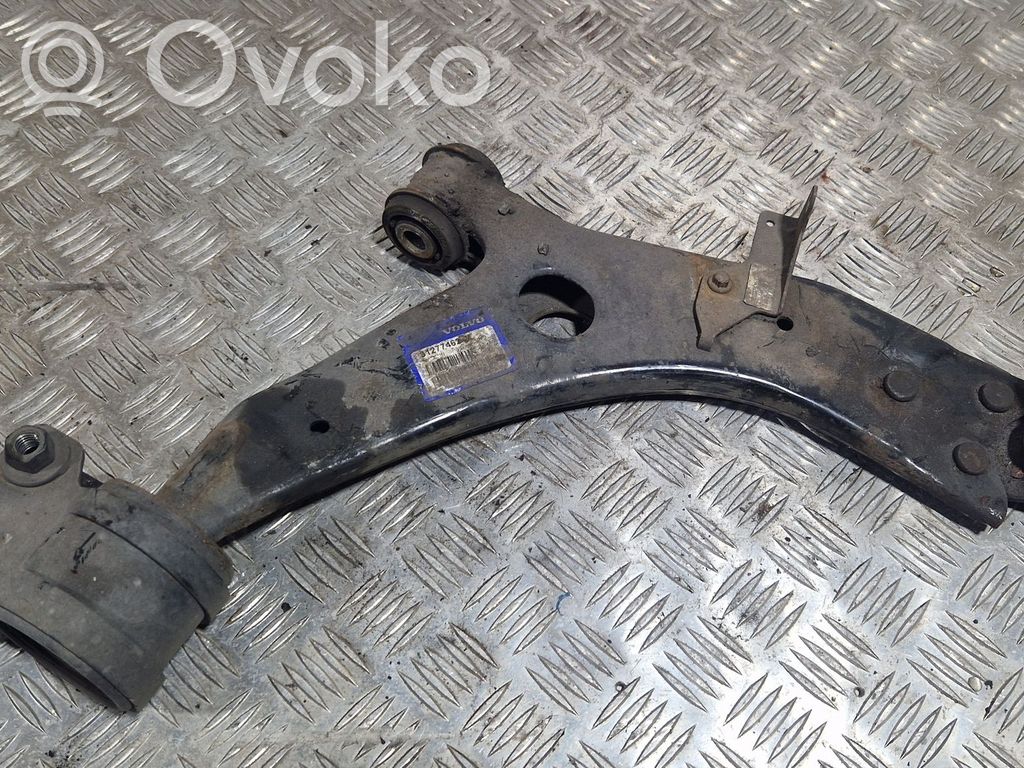 Volvo C70 Querlenker Achsschenkel vorne 