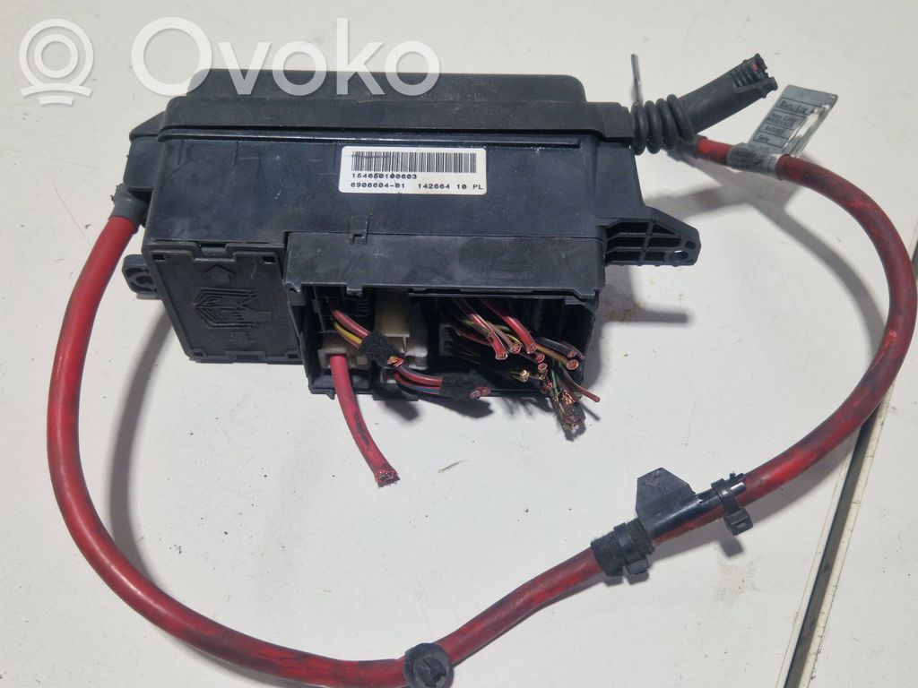 Mini One - Cooper R50 - 53 Fuse module 