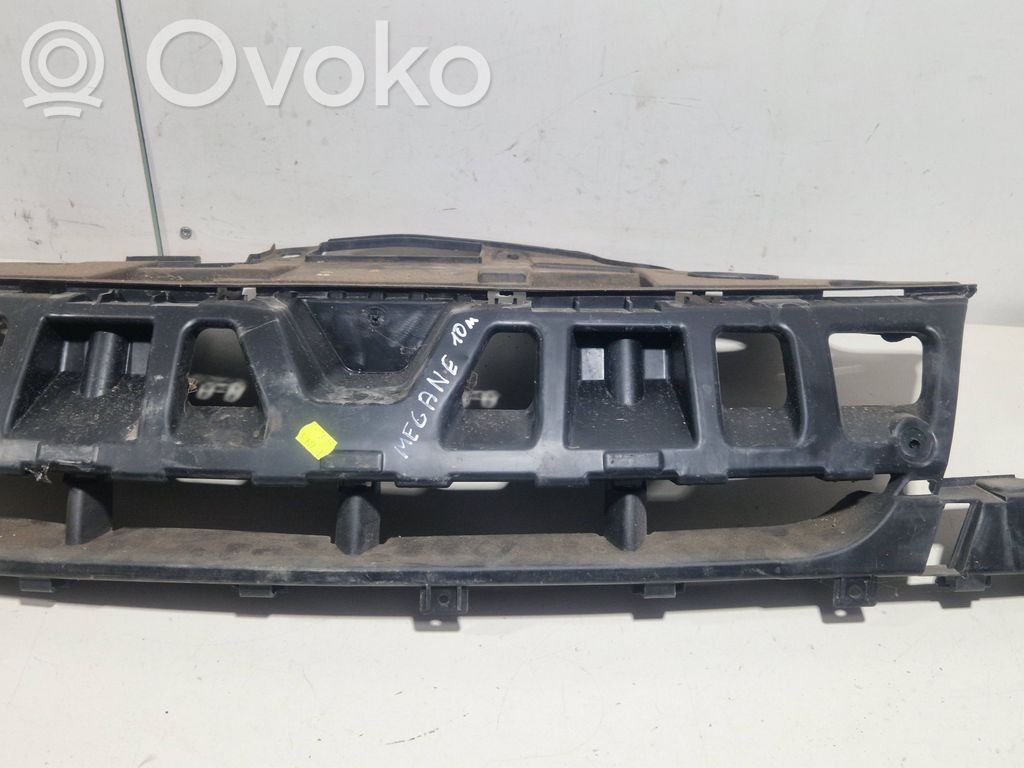 Osłona chłodnicy   620360001R