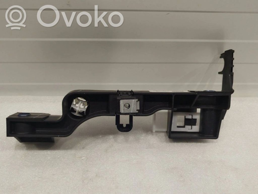 Headlight/headlamp mounting bracket   68222826AB