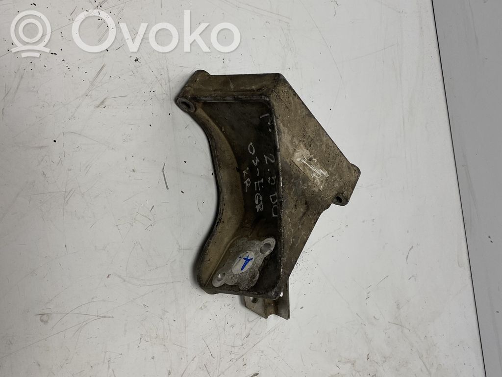 Renault Master II Engine mounting bracket 