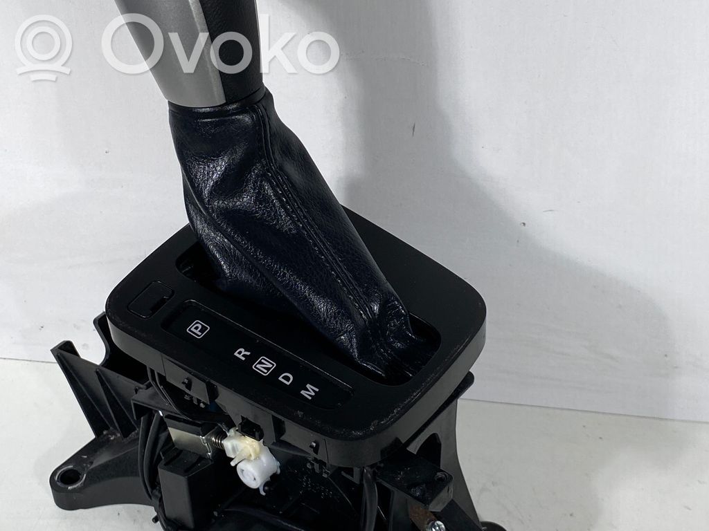 Suzuki Vitara (LY) Selector caja de cambios 