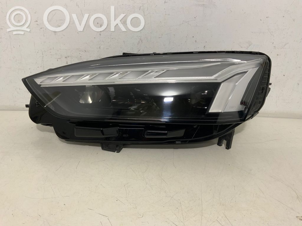 Audi A5 Headlight/headlamp 
