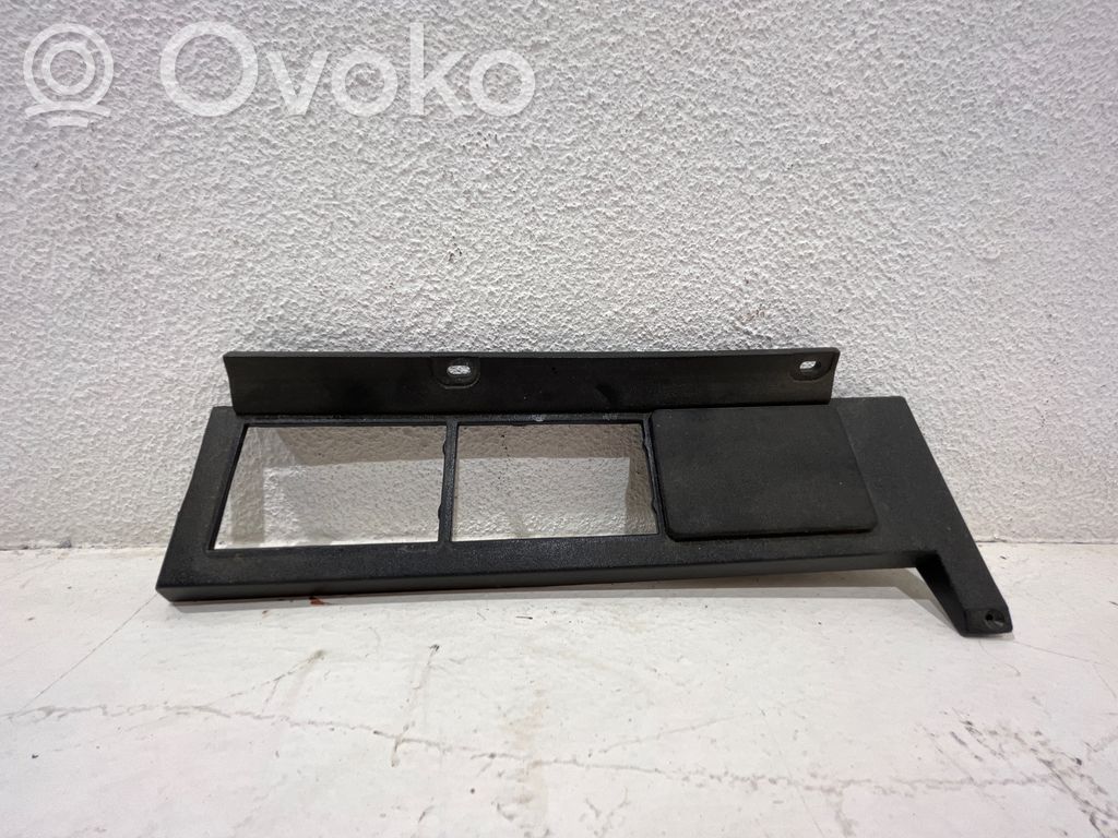 BMW 5 E28 Dashboard center trim panel 