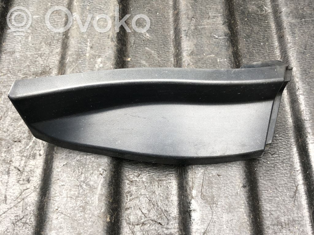 Infiniti FX Aizmugurējā luktura dekoratīvā apdare 