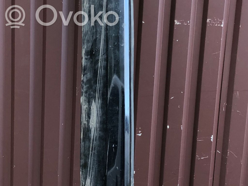 Volvo S90, V90 Listón 