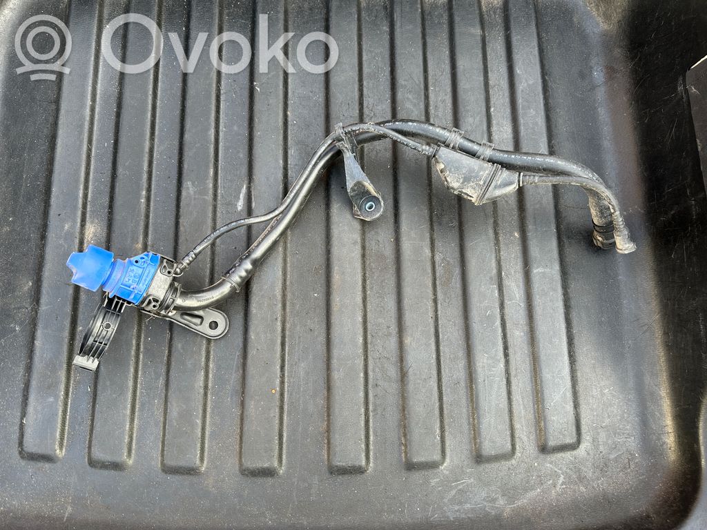 Citroen C3 Aircross AdBlue-nestesäiliön täyttöputki 