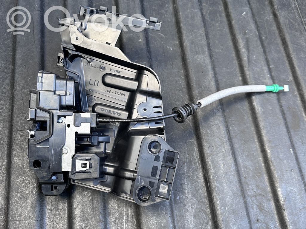 Volvo V60 Zamek drzwi przednich 