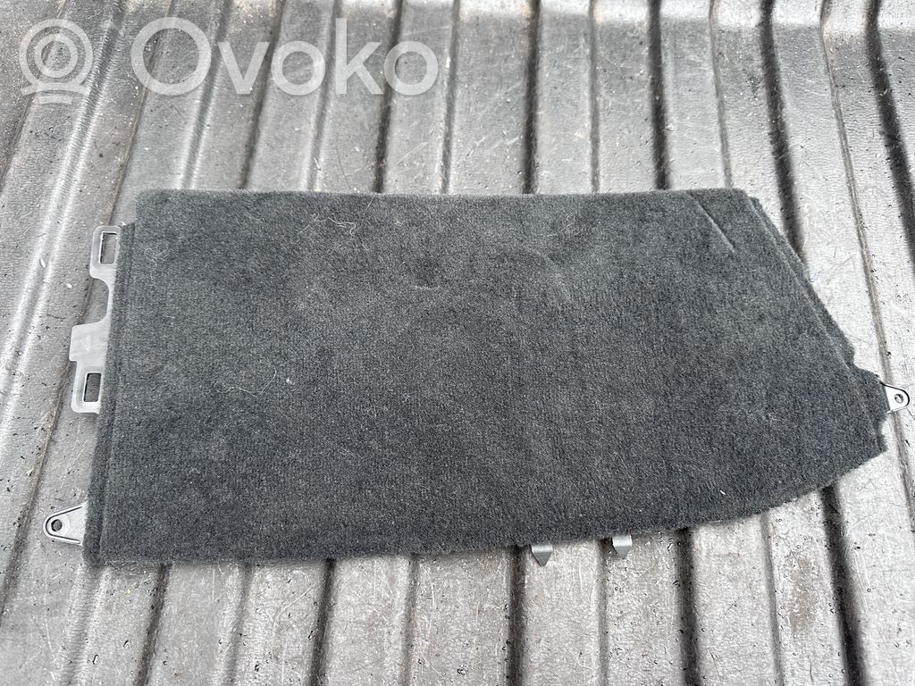 Volvo V60 Osłona tylna tunelu środkowego 