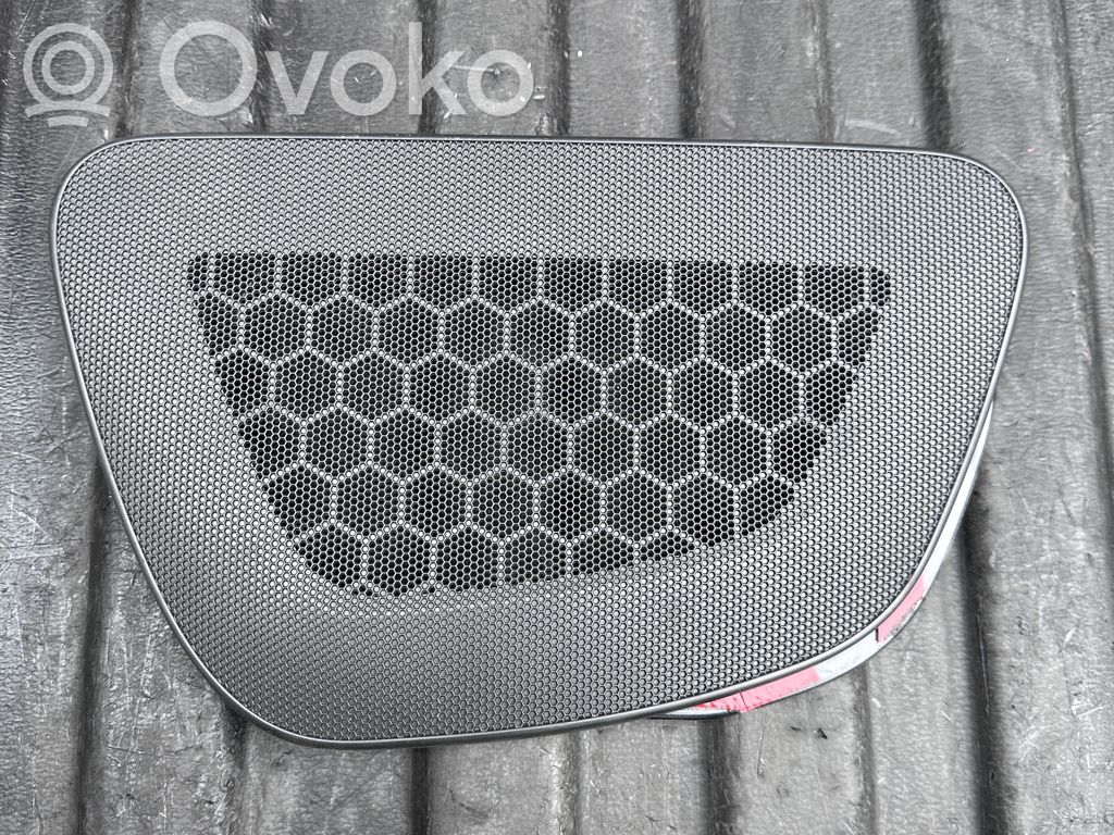 Volvo S90, V90 Maskownica głośnika niskotonowego 