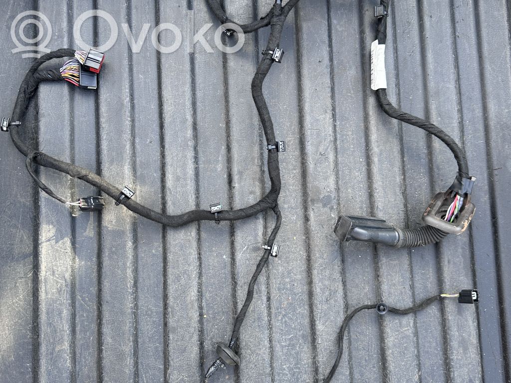Volvo S90, V90 Cableado de puerta delantera 