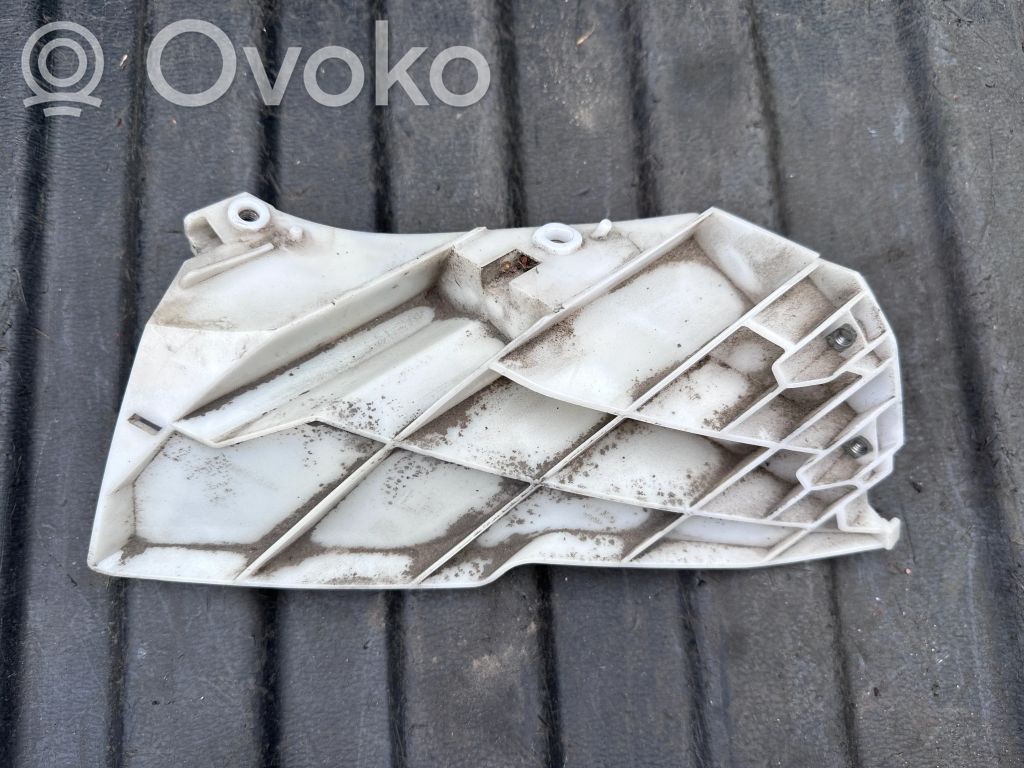 Infiniti FX Front bumper mounting bracket 