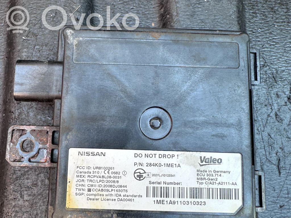 Infiniti M30 Blind spot module 