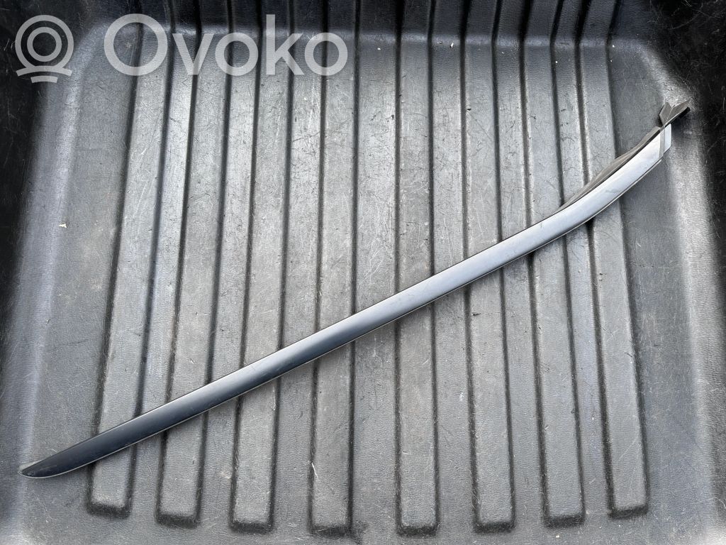 Lexus RX 450H Windshield trim 
