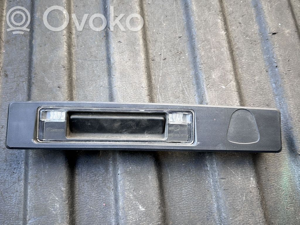 Uchwyt / Rączka zewnętrzna otwierania klapy tylnej / bagażnika   32149878,214119,A080105,L00E87553