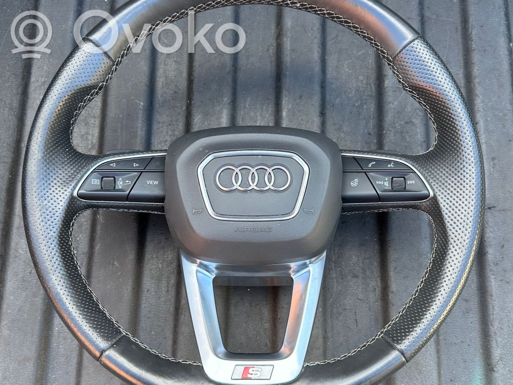 Audi A4 S4 B9 8W Kierownica 