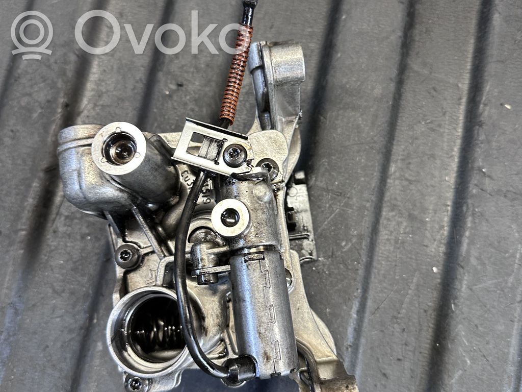 Volvo V60 Pompa olejowa 