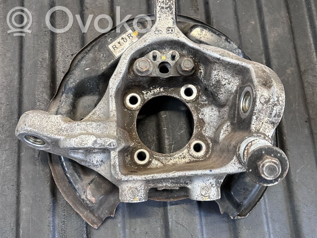 Cubo de rueda trasera   R70R,Y129