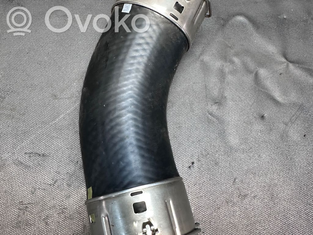 Toyota Hilux VIII Furtun/conductă intercooler 
