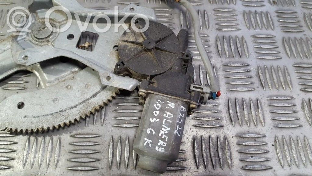 Silniczek podnoszenia szyby drzwi tylnych   400688T7,400688T7