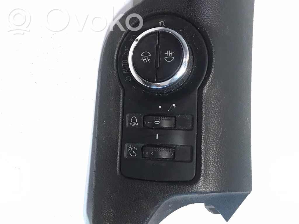 Opel Insignia A Light switch 