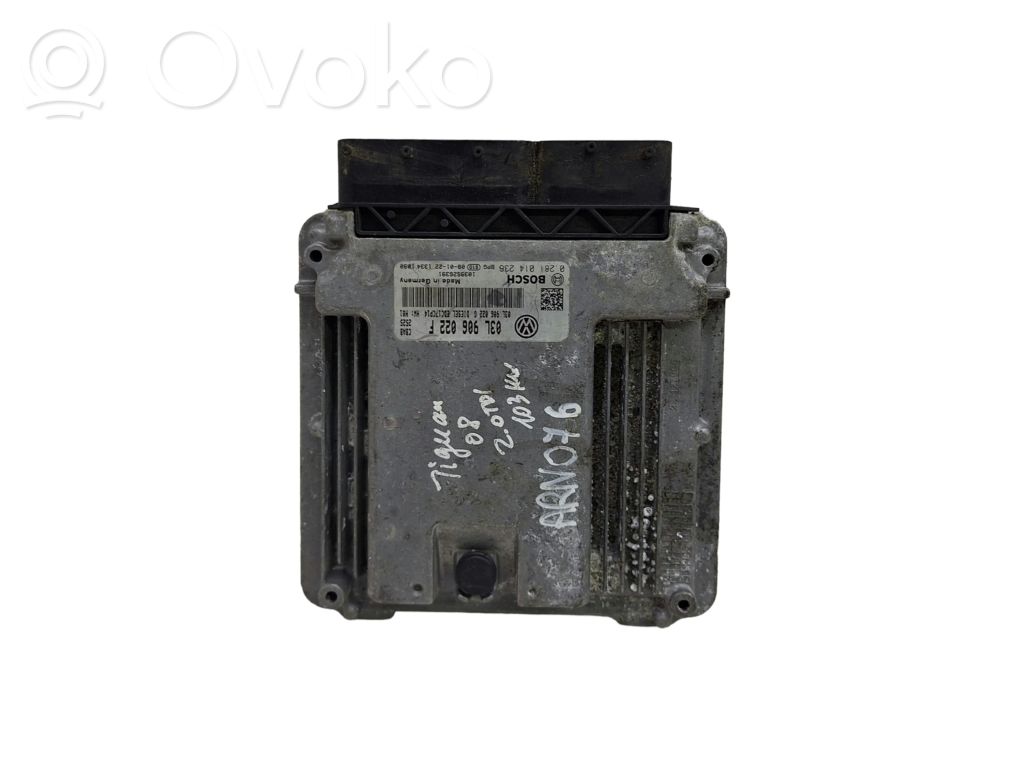 Volkswagen Tiguan Engine control unit/module 