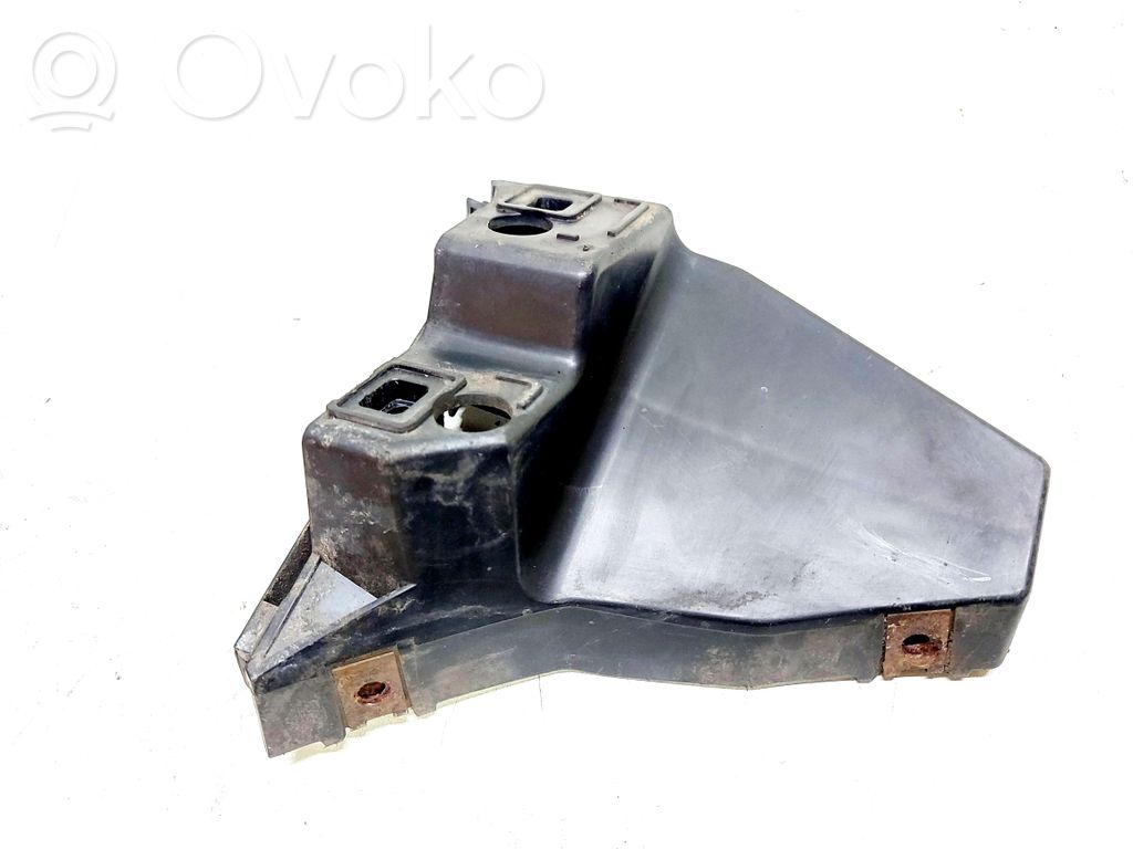 Front bumper mounting bracket   08620369