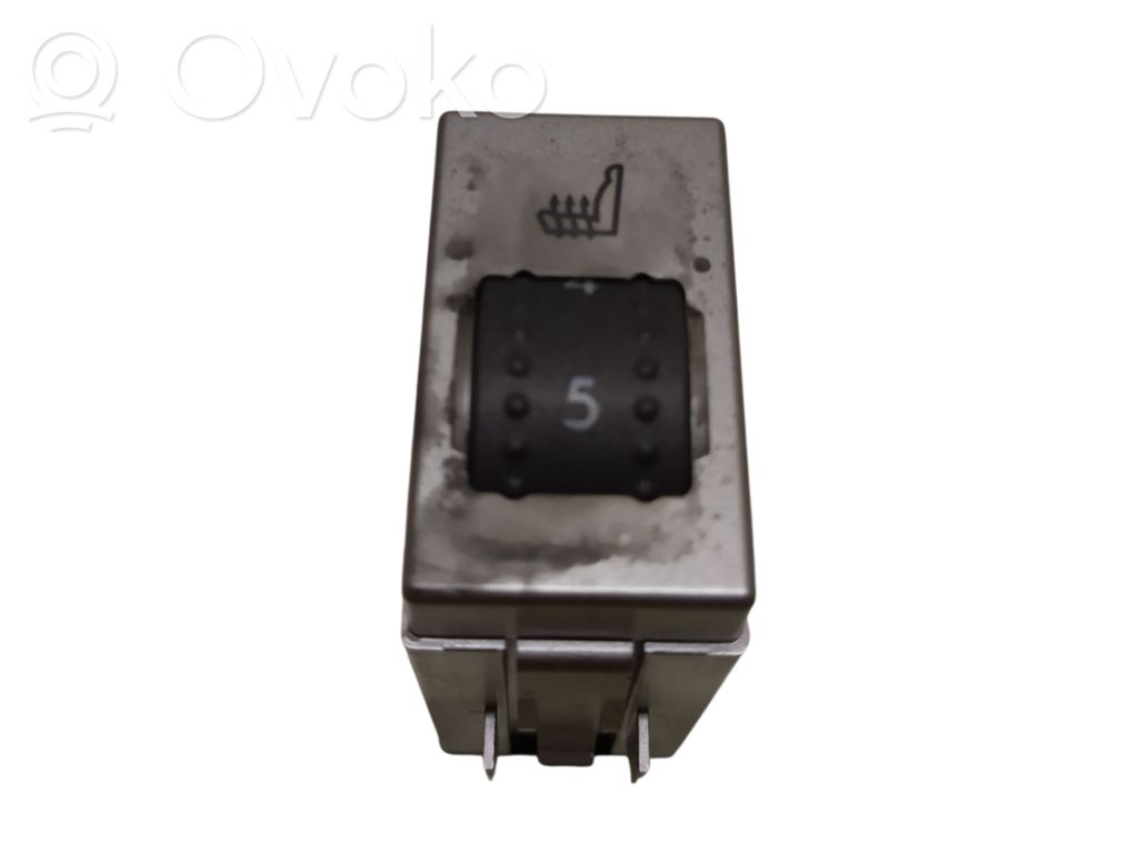 Ford Kuga I Seat heating switch 