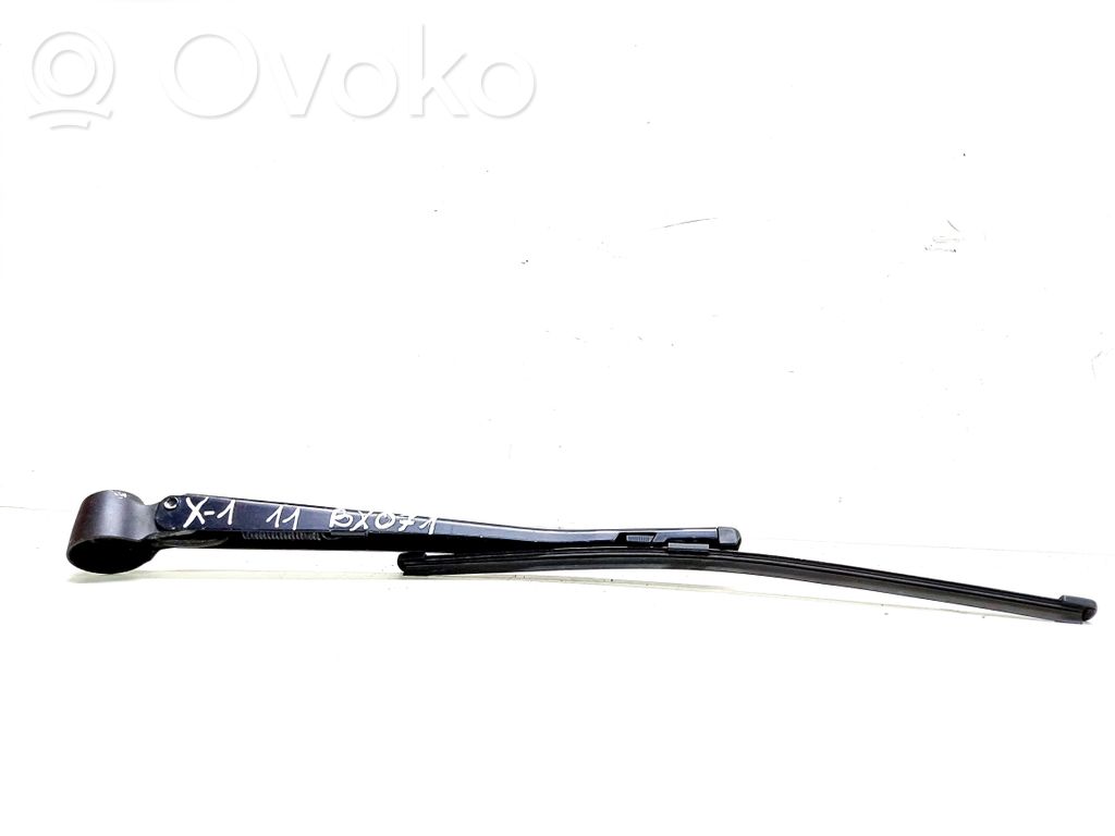 BMW X1 E84 Rear wiper blade arm 
