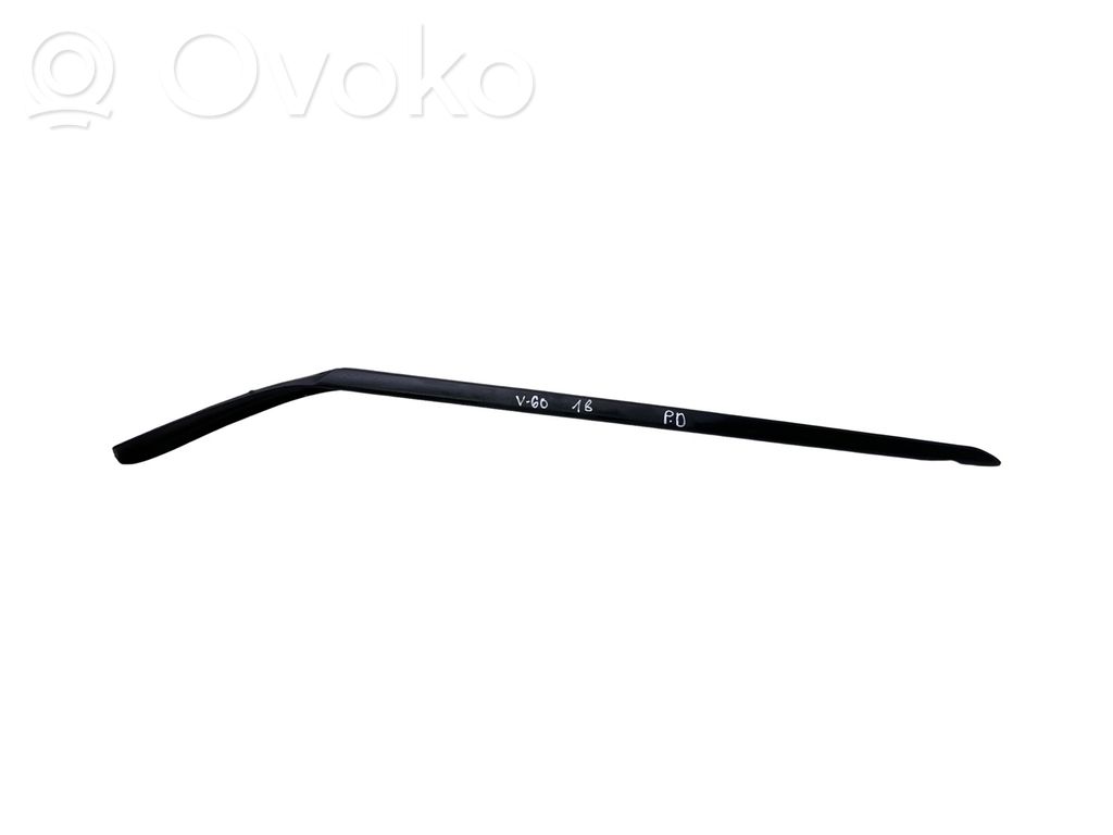 Volvo V60 Windshield trim 
