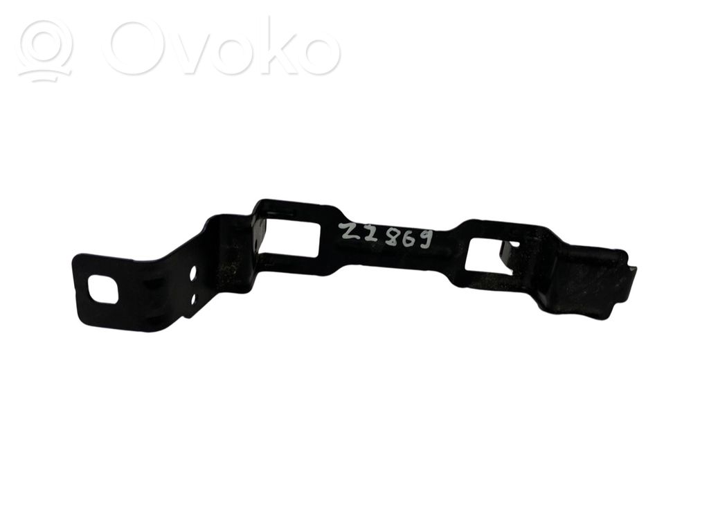 Volvo XC90 Akun kiinnike 